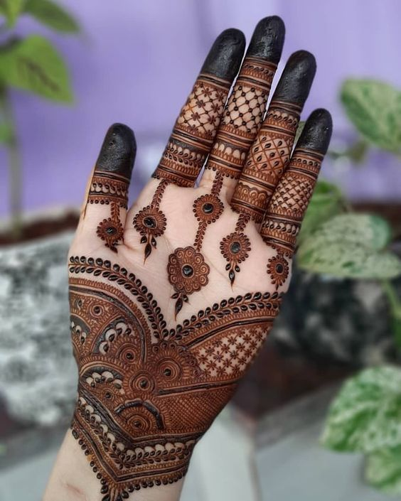 Modern Royal Front Hand Mehndi Design Gallery