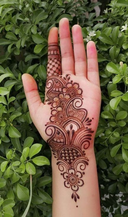 Simple Mehndi Designs