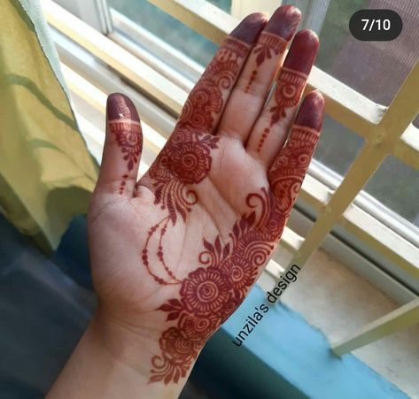 Simple Mehndi Designs