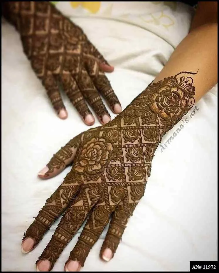 153+ Simple Flower Mehndi Design For Wedding Season