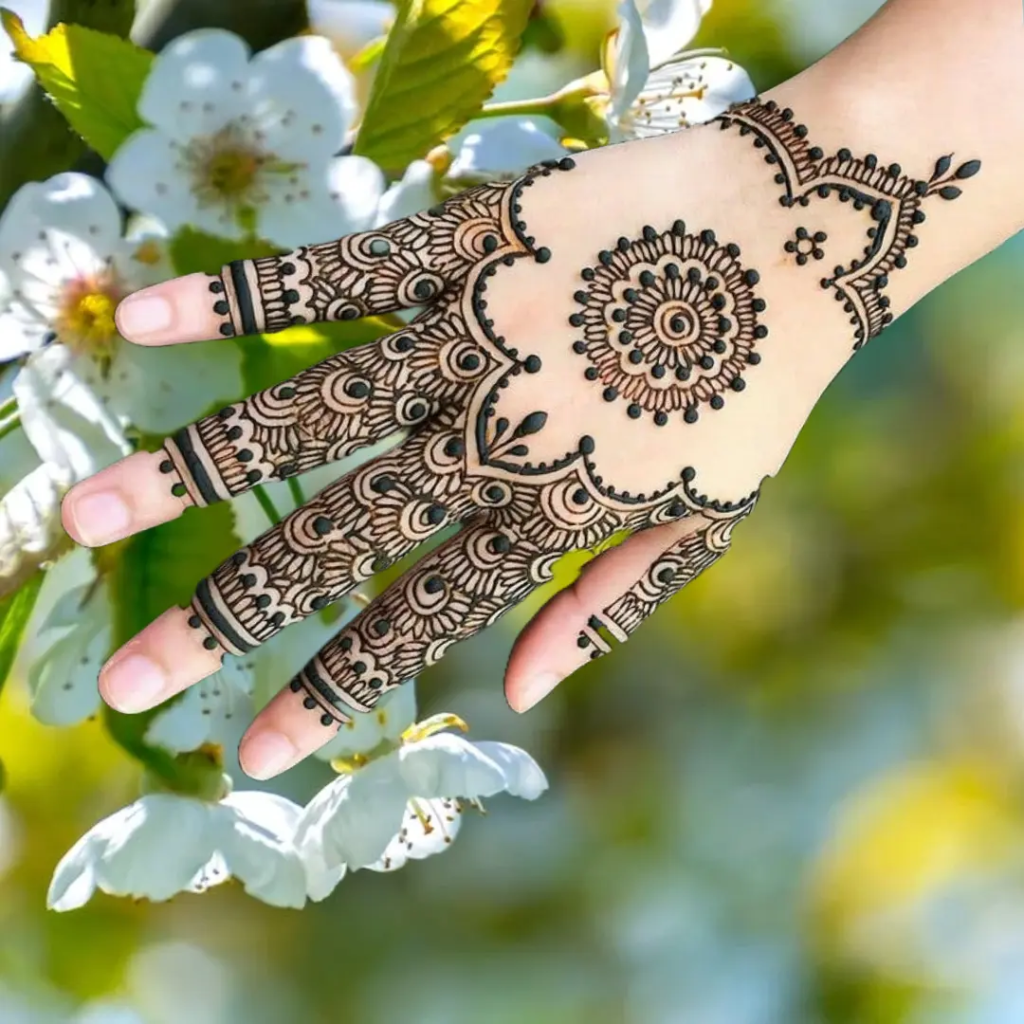 153+ Simple Flower Mehndi Design For Wedding Season