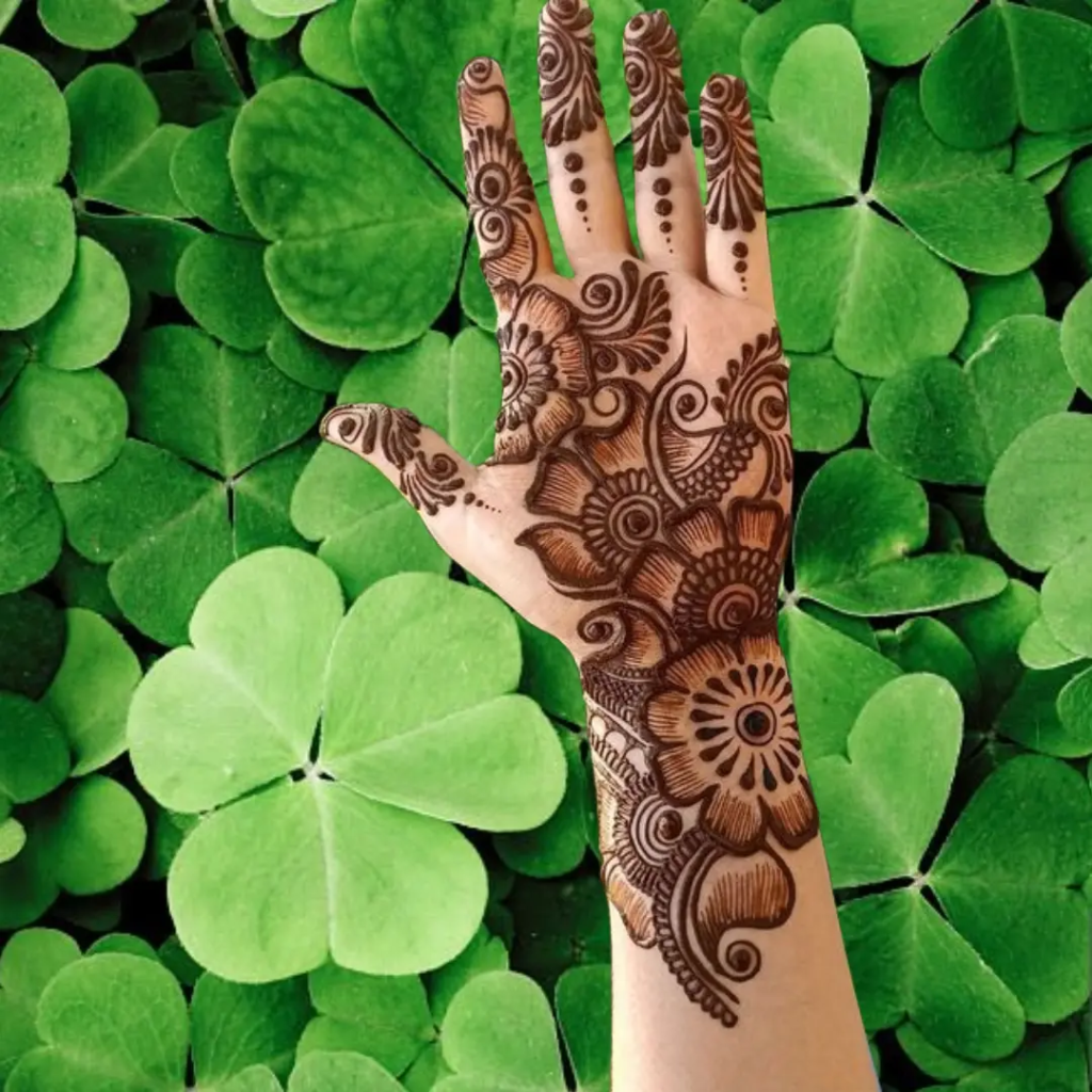 153+ Simple Flower Mehndi Design For Wedding Season