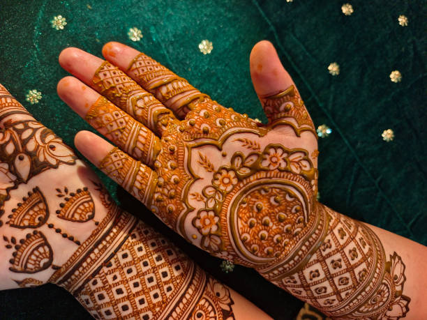 253+ simple mehndi design photo