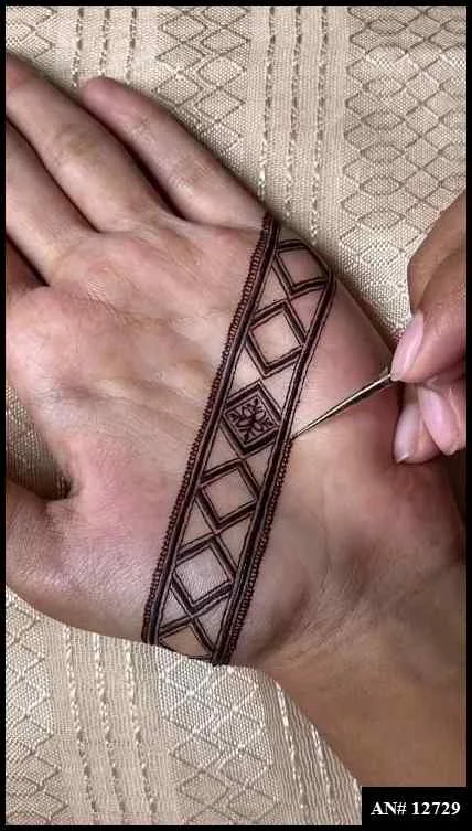 253+ simple mehndi design photo