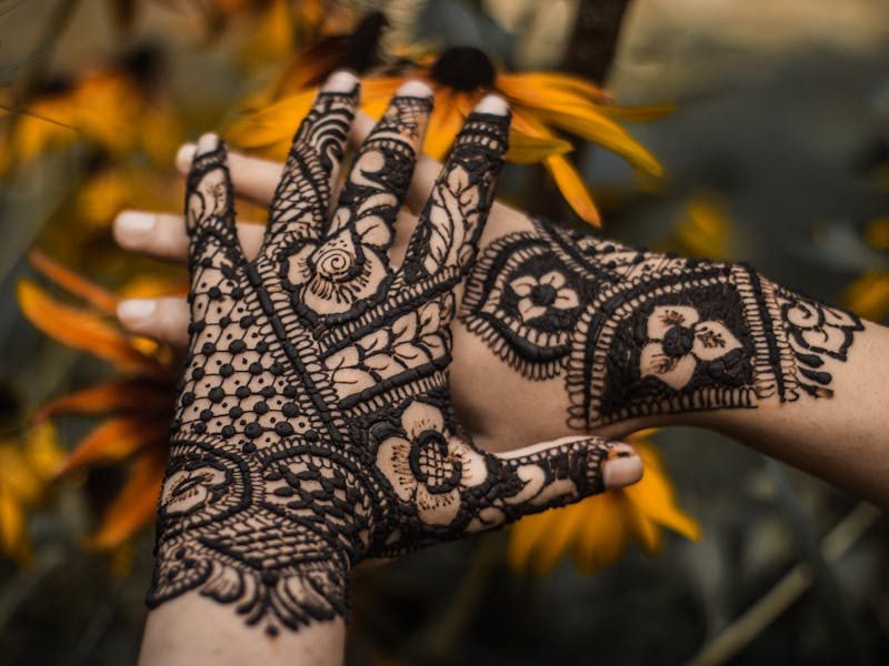 253+ simple mehndi design photo