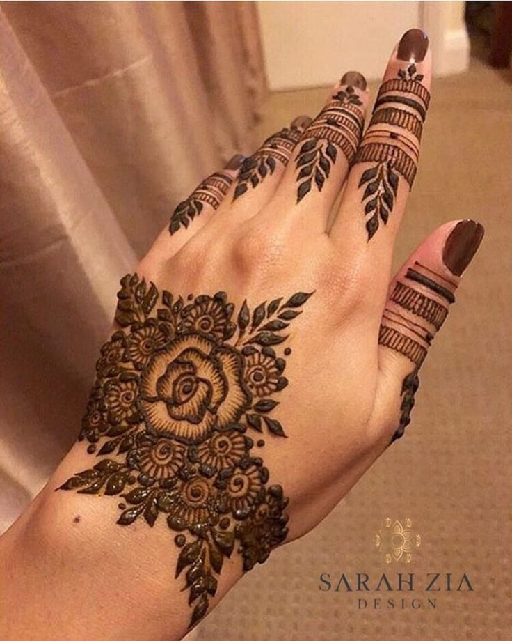 Half Hand Mehndi Design Simple Gallery