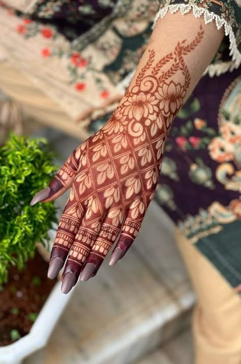 Front Full Hand Mehndi Design Gallery