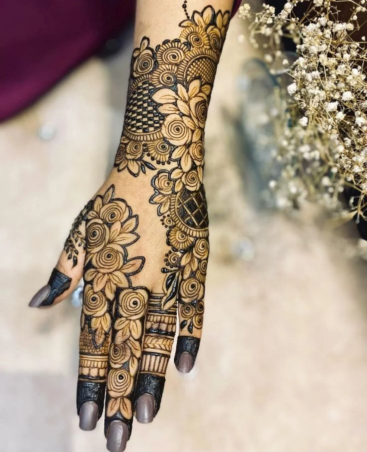 Half Hand Mehndi Design Simple Gallery