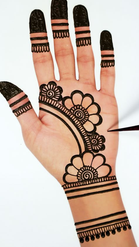 Karwa Chauth Mehndi Designs gallery