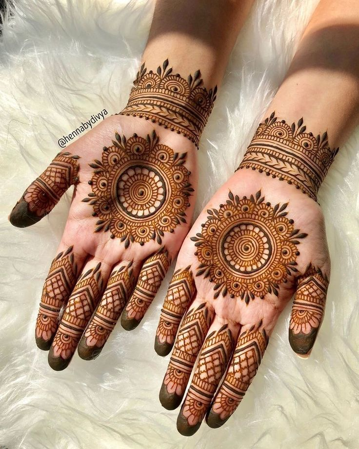 Half Hand Mehndi Design Simple Gallery