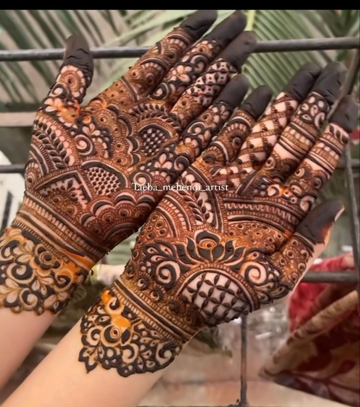 Half Hand Mehndi Design Simple Gallery